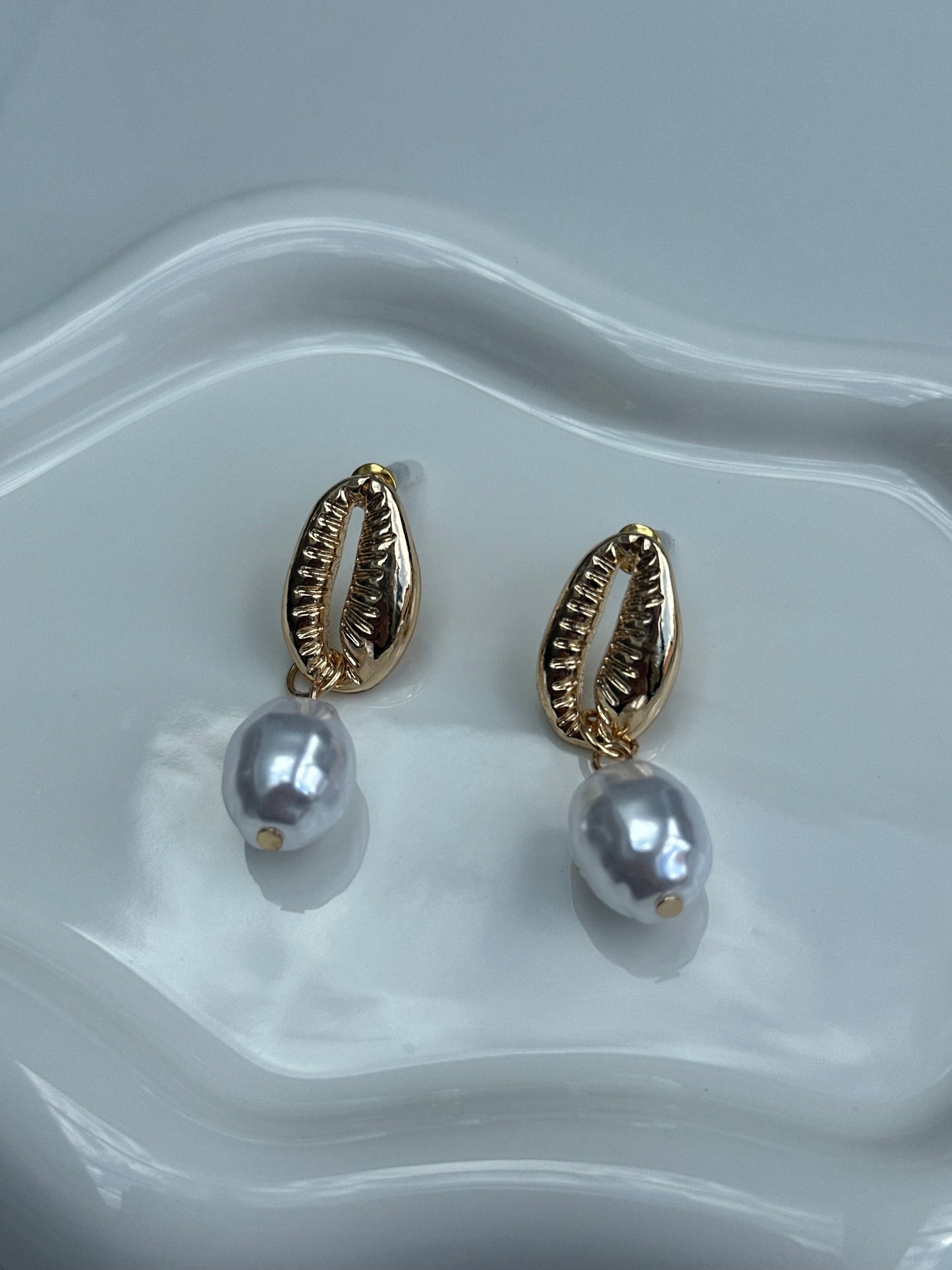Pearl Sea earrings✨