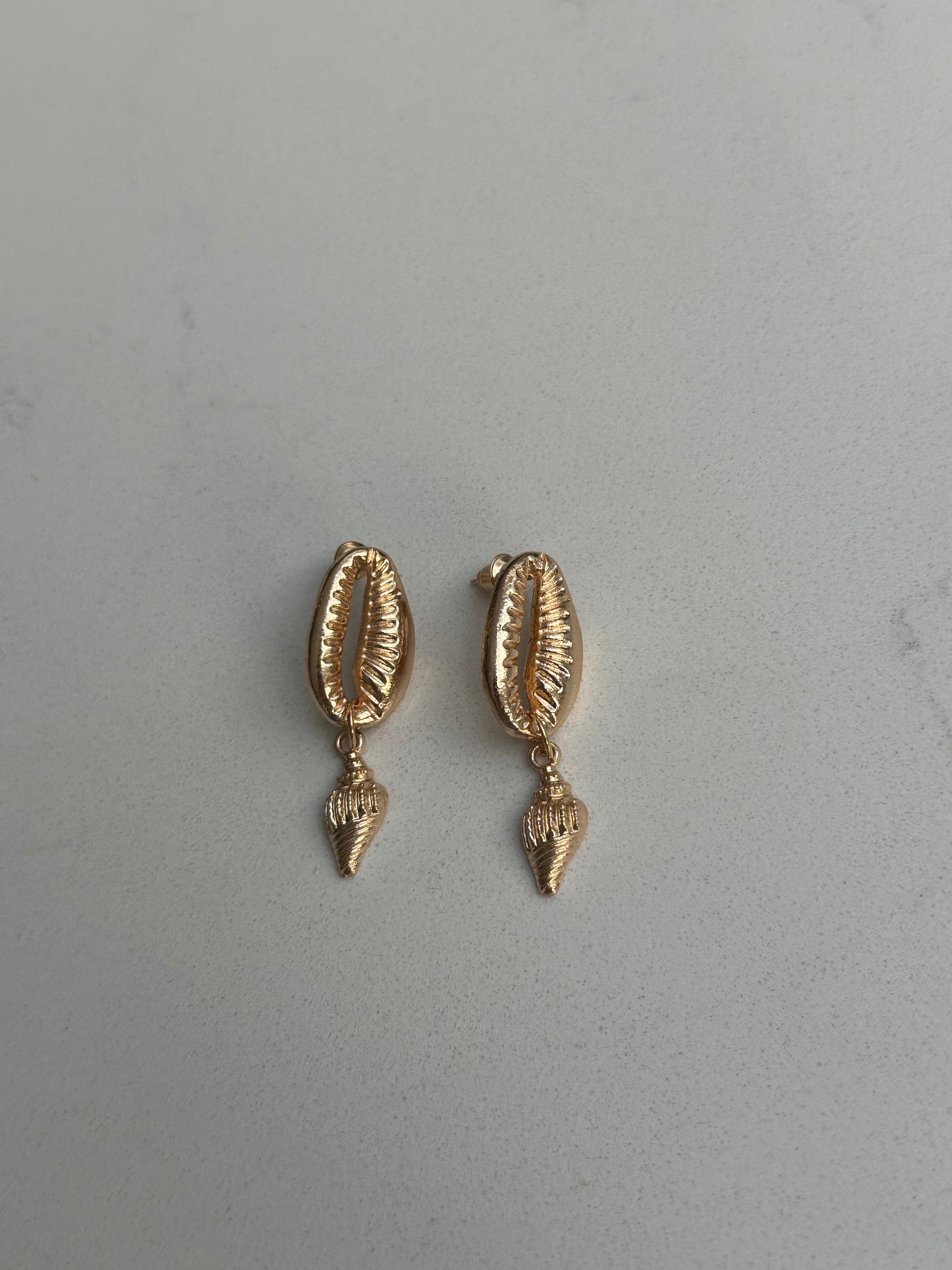 Golden Twin Shell